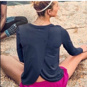 EUC Althleta Navy Tulip Back Shirt Size M